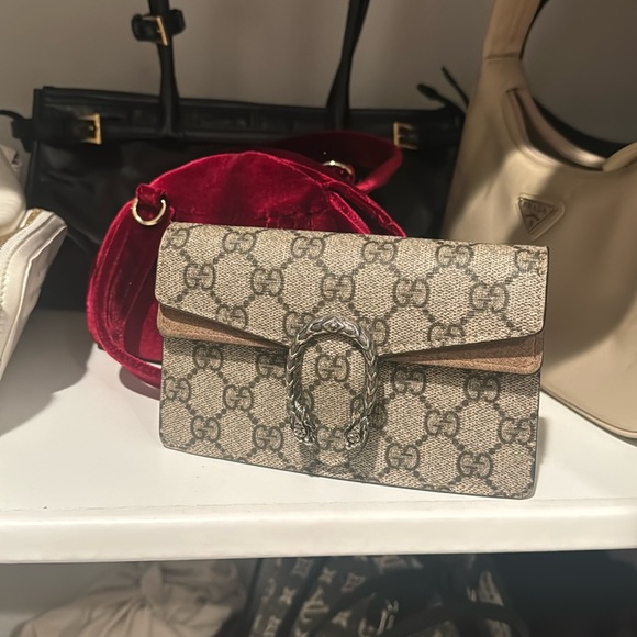 Gucci DIONYSUS GG SUPREME SUPER MINI BAG - Picture 1 of 6